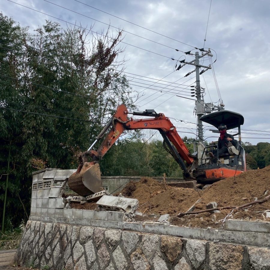 ブロック塀の撤去画像