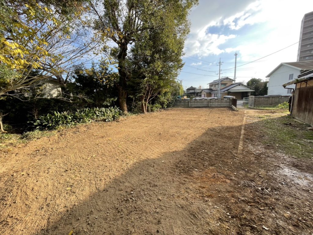 解体工事完了後の整地後