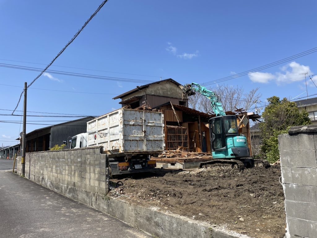 木造解体の様子